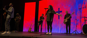 How to Set Up a Silent Stage in Your House of Worship